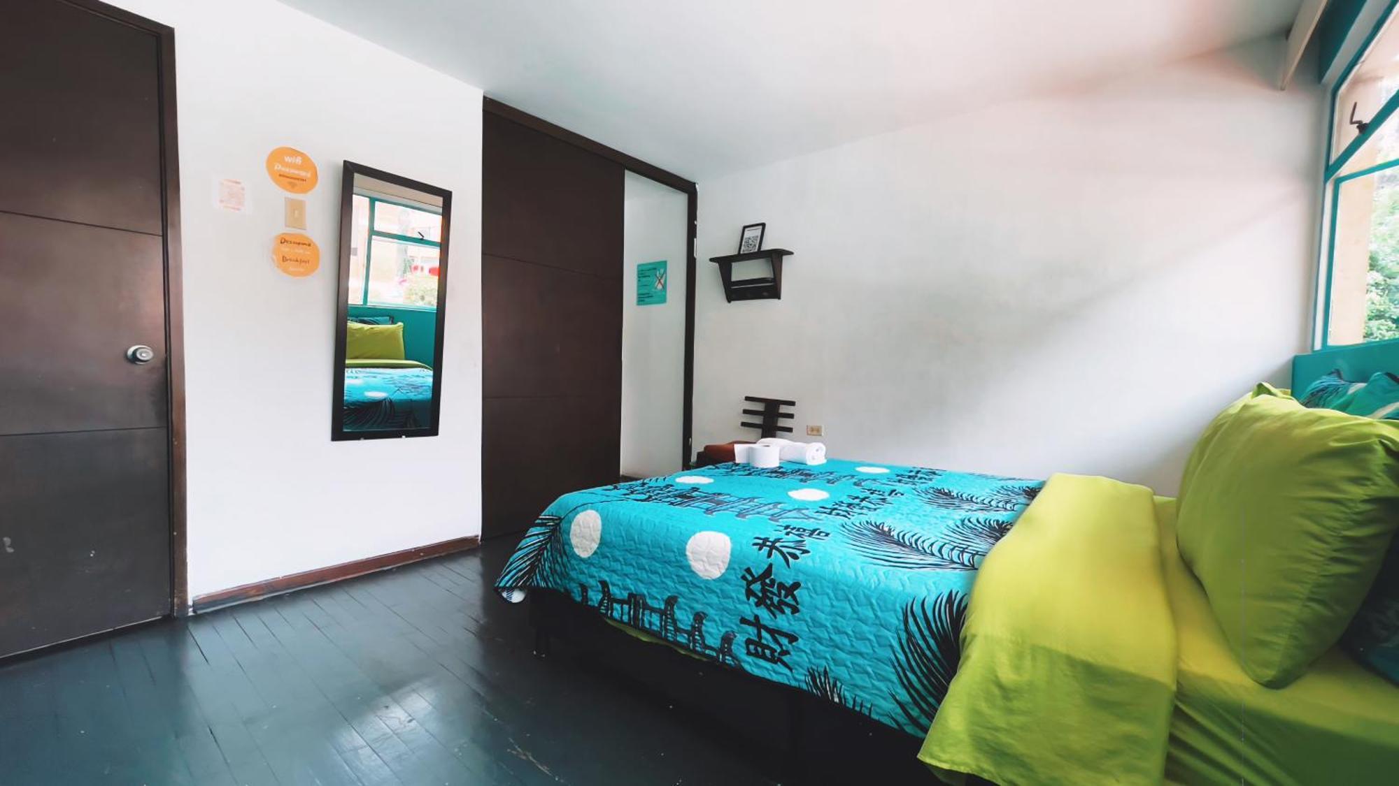 82hostel Albergue
